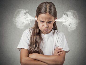 De ce este importantă consilierea psihologică pentru gestionarea furiei la studenți