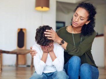 Beneficiile și pericolele unui parenting foarte empatic