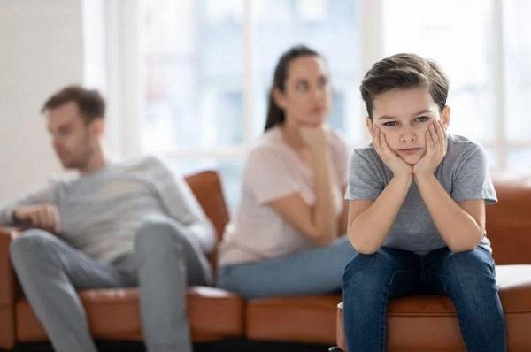 Aceste 5 lucruri făcute de părinte pot avea o impresie proastă asupra copilului